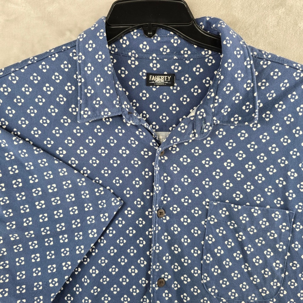 Faherty Reserve Shirt Mens XL Blue Geometric Pima Cotton Short Sleeve Button Up‎
